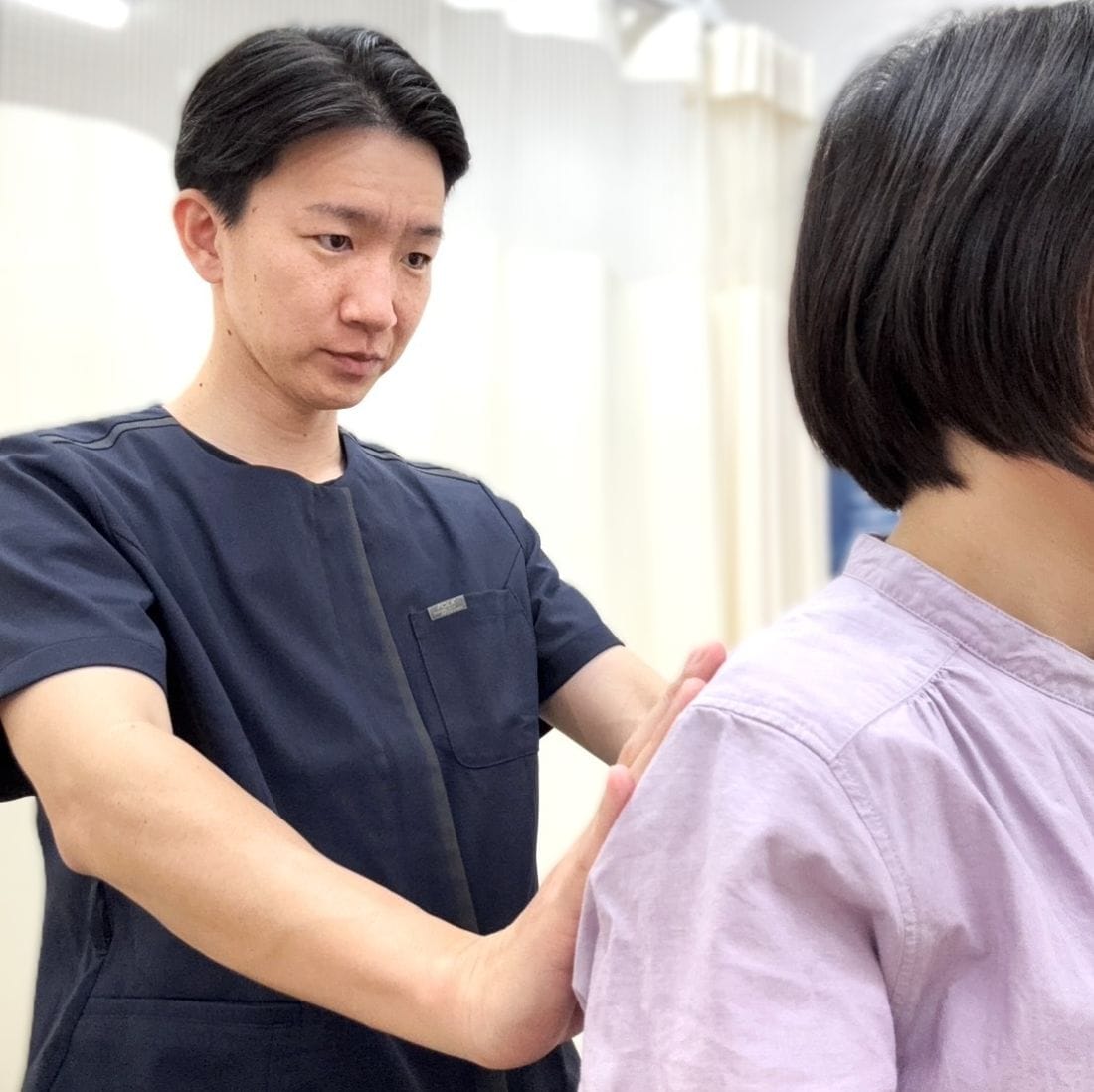 姿勢・全身バランスの検査の様子